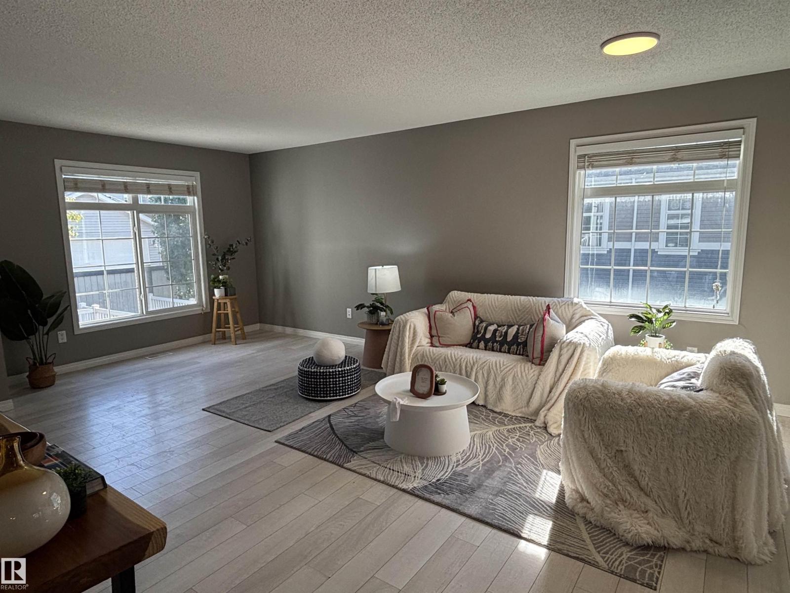 #49 9151 SHAW WY SW