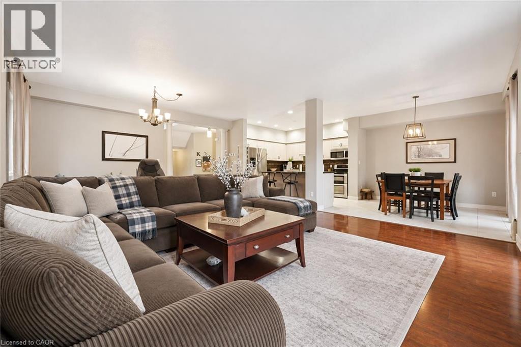 51 SPENCER Crescent