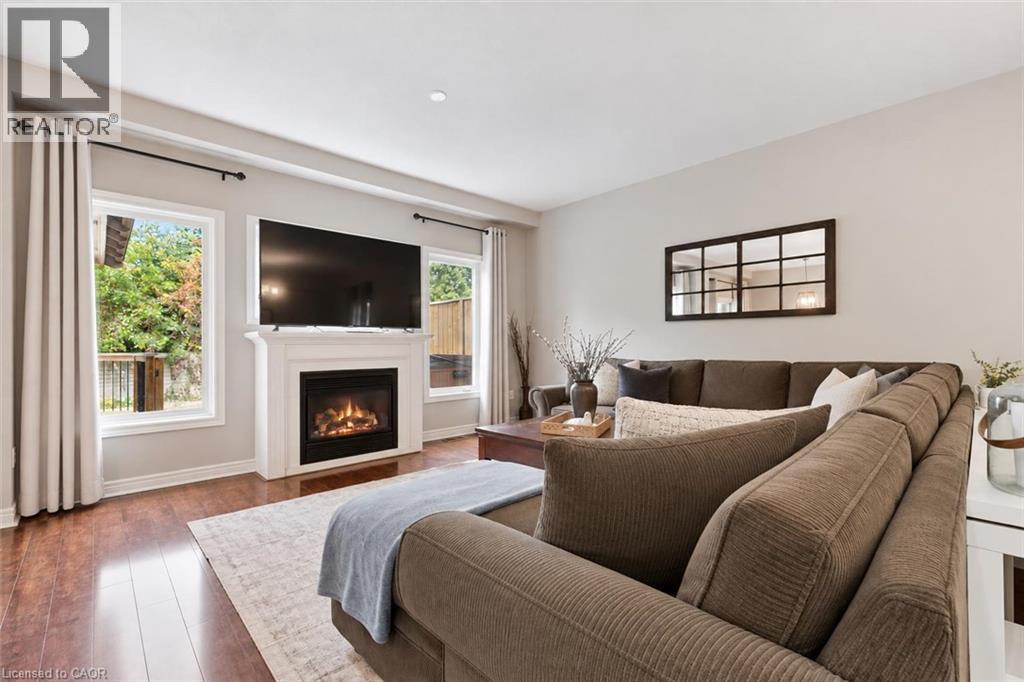 51 SPENCER Crescent