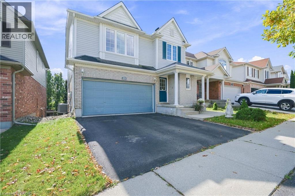 324 BEAUMONT Crescent