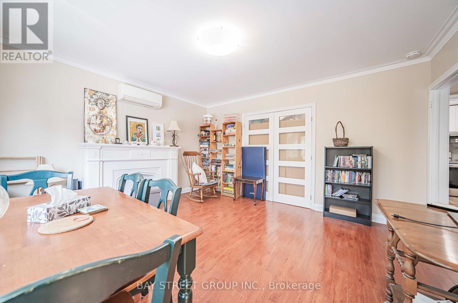 65 SPADINA ROAD