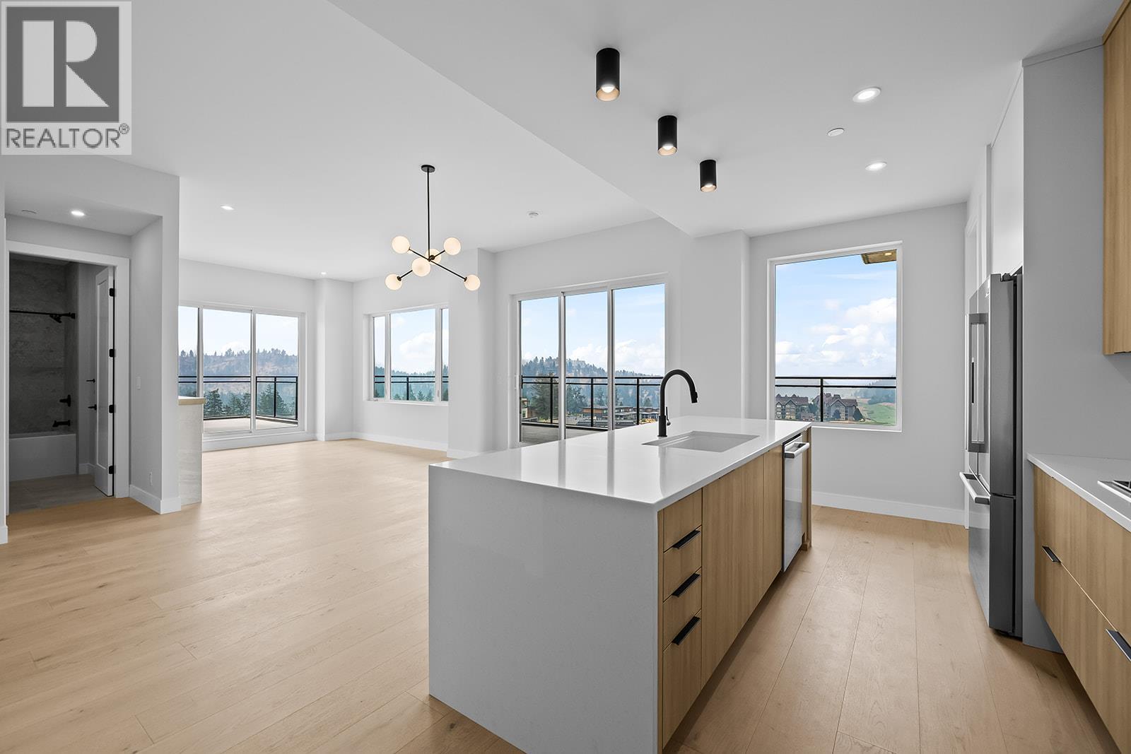 75 Predator Ridge Drive Unit# 602