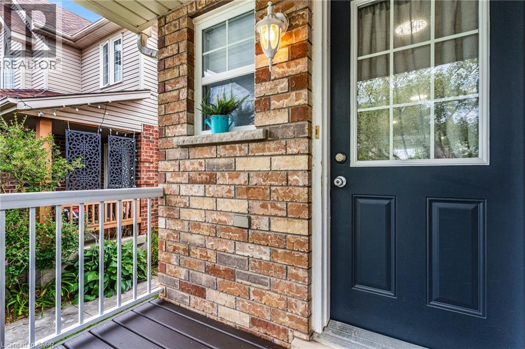 107 GIBBONS Drive