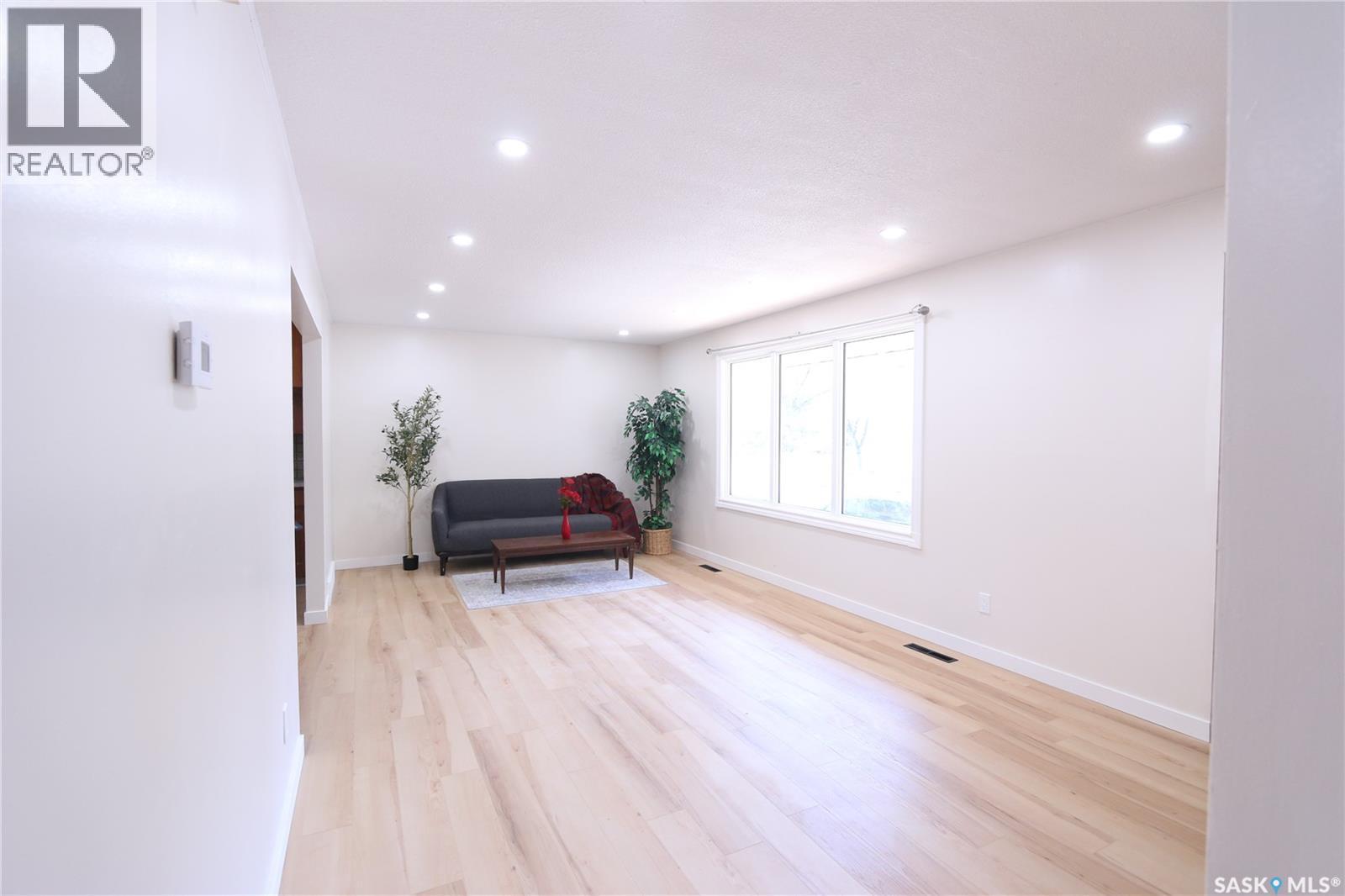 2910 Avonhurst DRIVE