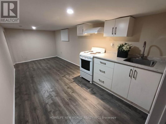 55 Chamberlain Ave, Toronto (Briar Hill-Belgravia), ON 2