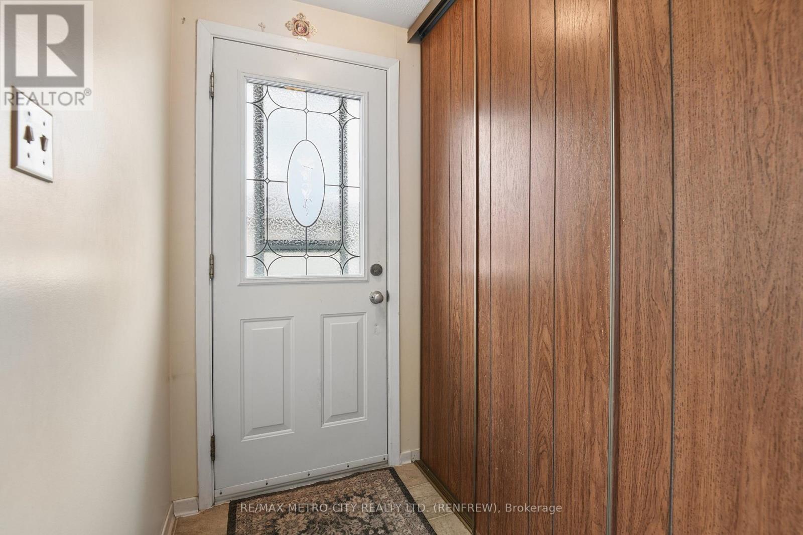 583 KING STREET