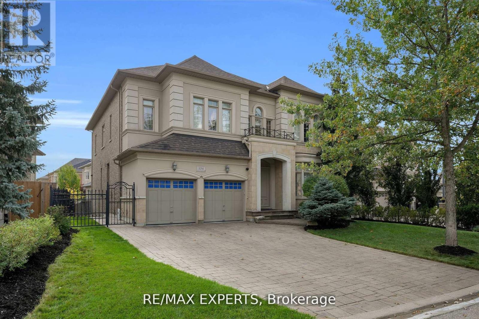 134 ORLEANS CIRCLE