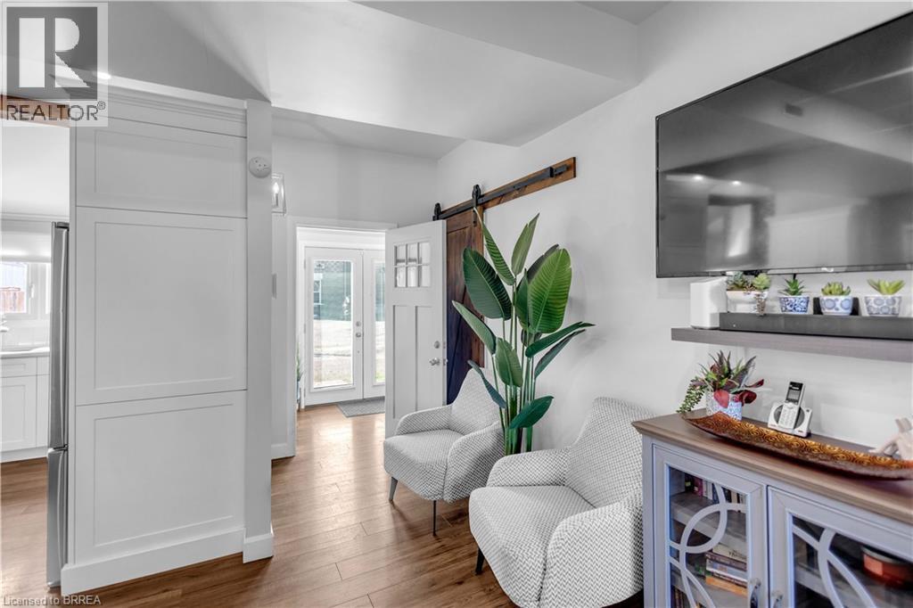 114 KING Street Unit# 3