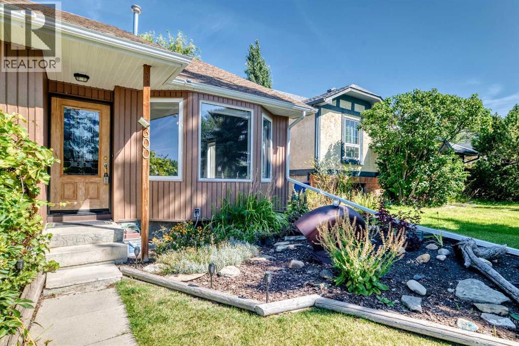 300 Marquis Place SE