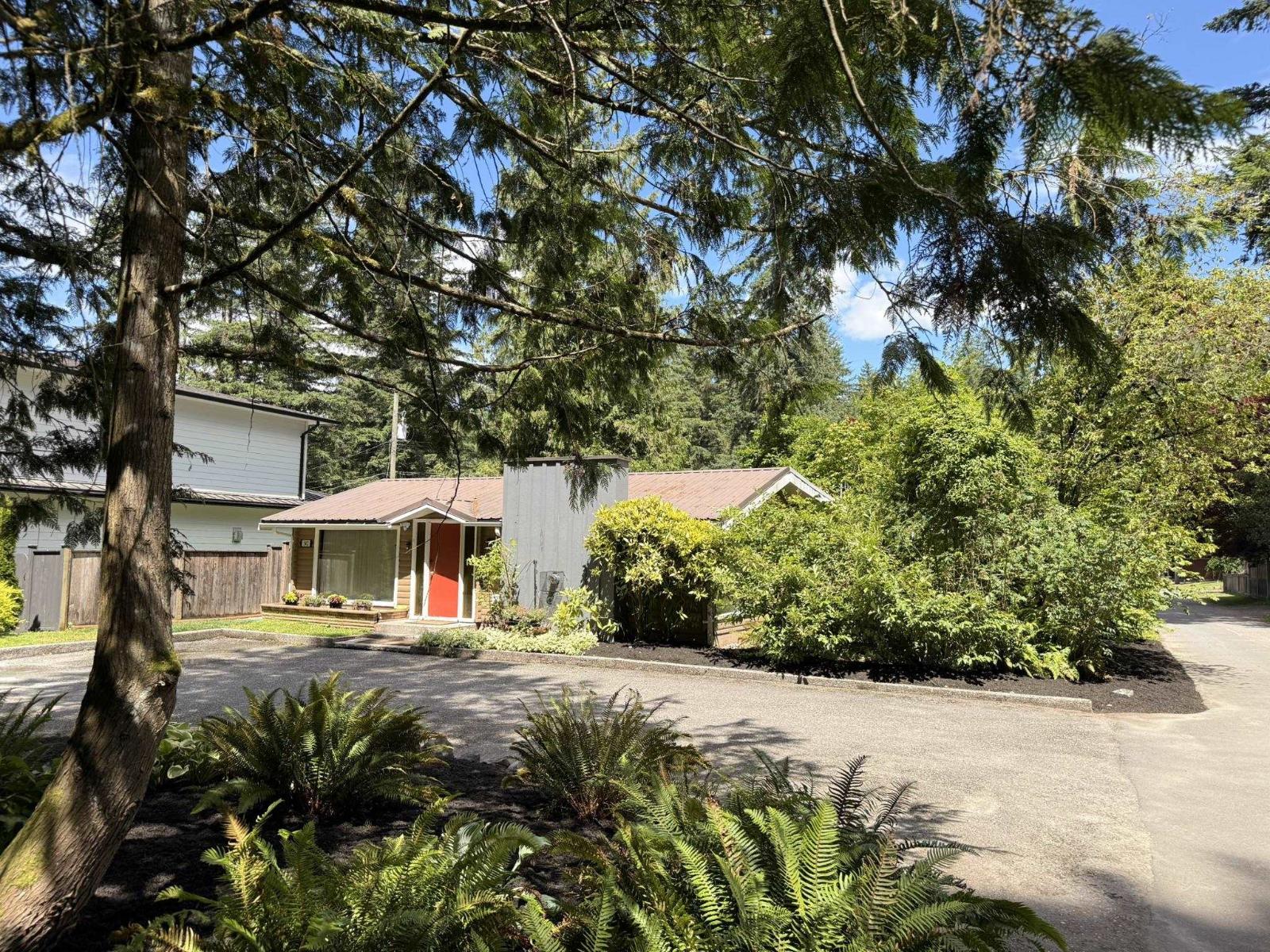542 PARK DRIVE, Cultus Lake North