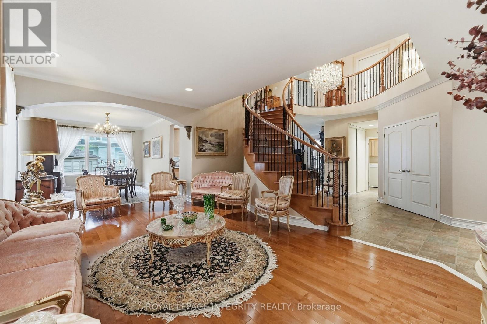 2169 VALENCEVILLE CRESCENT