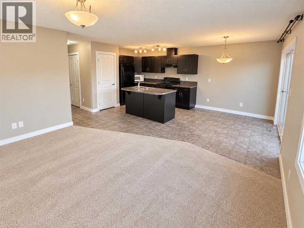 7, 205 Silkstone Road W