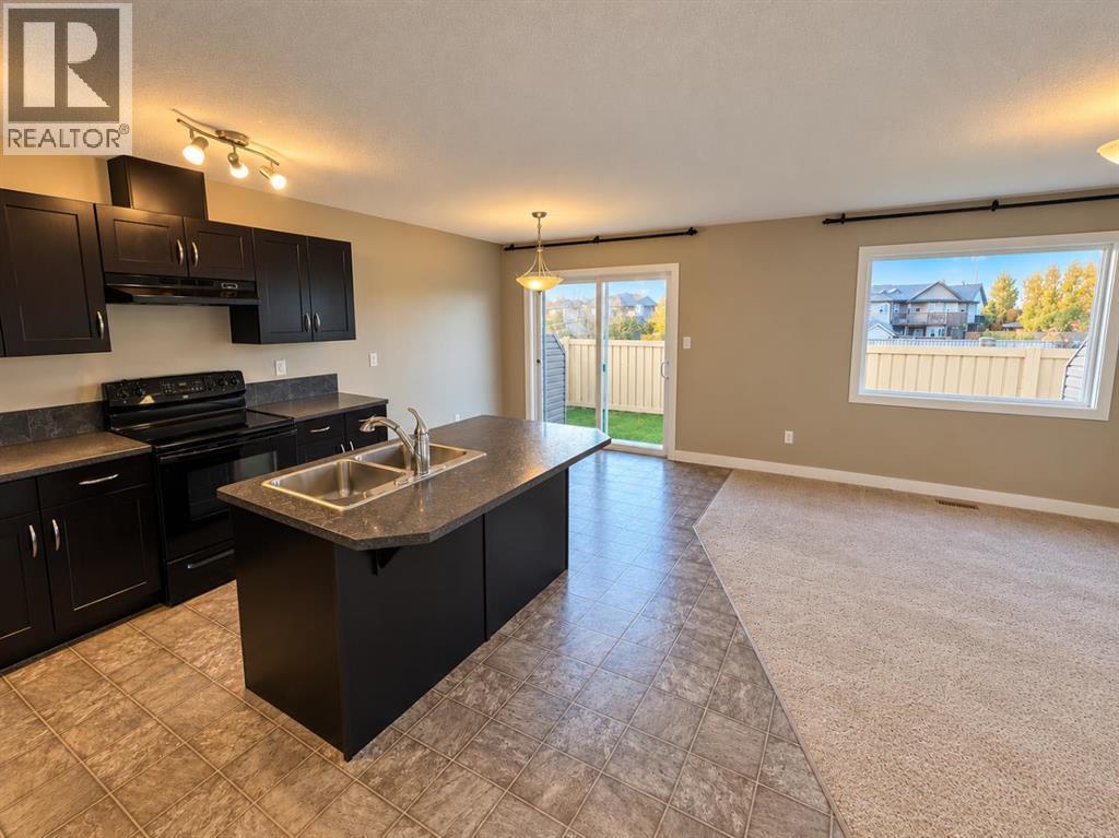 7, 205 Silkstone Road W