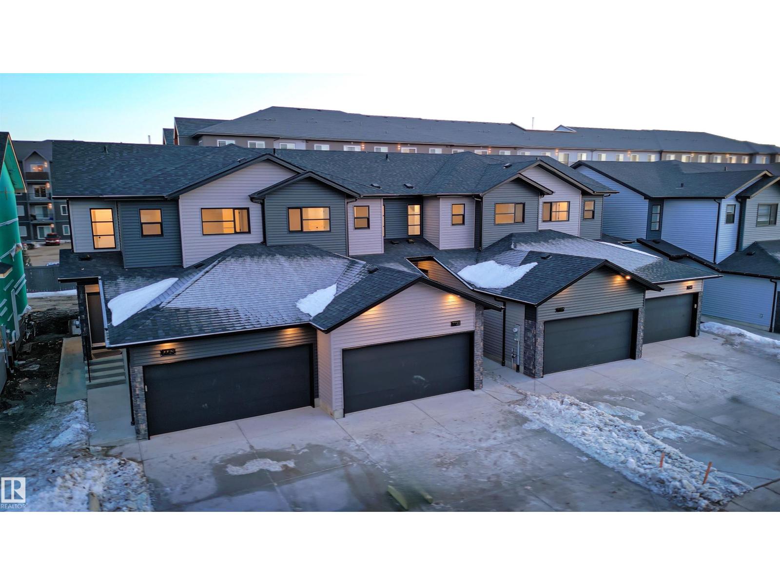 7694 174A AV NW