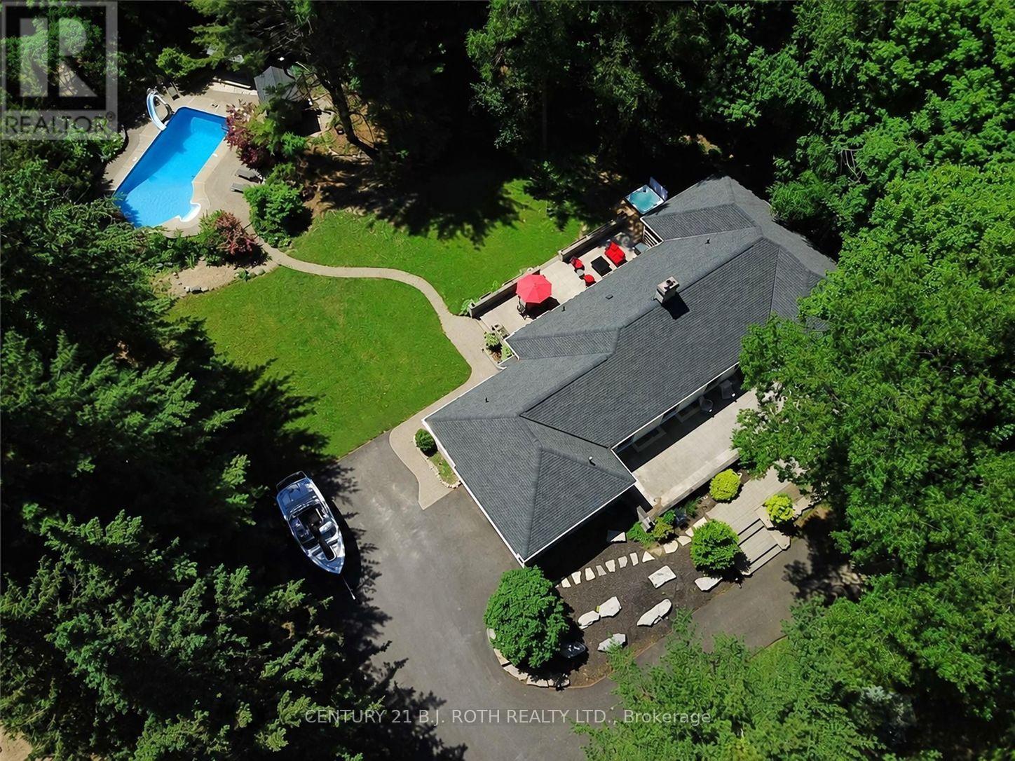3274 LIAH LANE