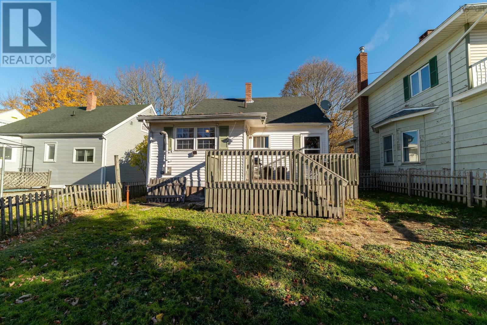 12 Haliburton Street