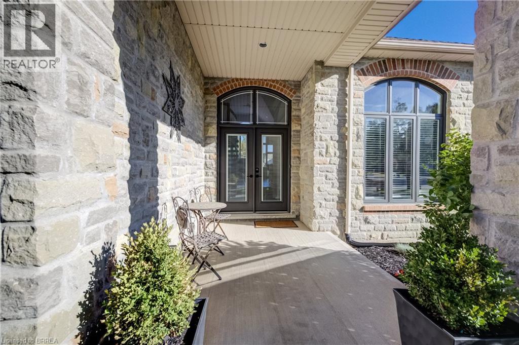 4 LAWREN S HARRIS Drive