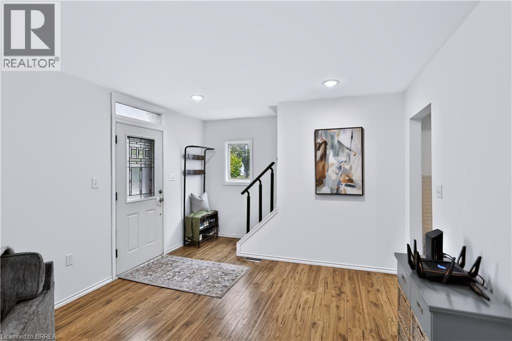 11 SUSSEX Avenue