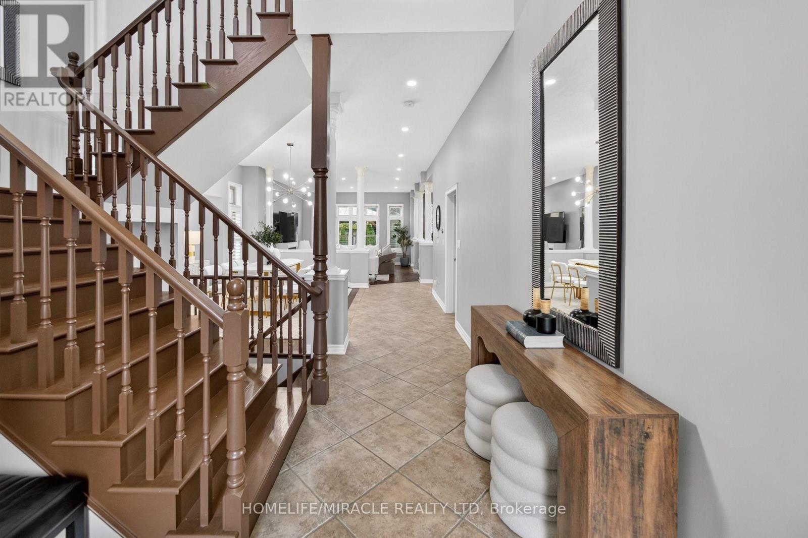 41 KINGSVIEW DRIVE