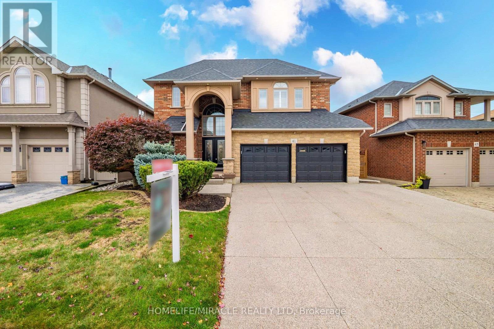 41 KINGSVIEW DRIVE