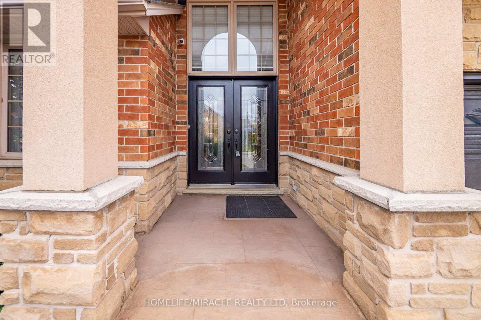 41 KINGSVIEW DRIVE
