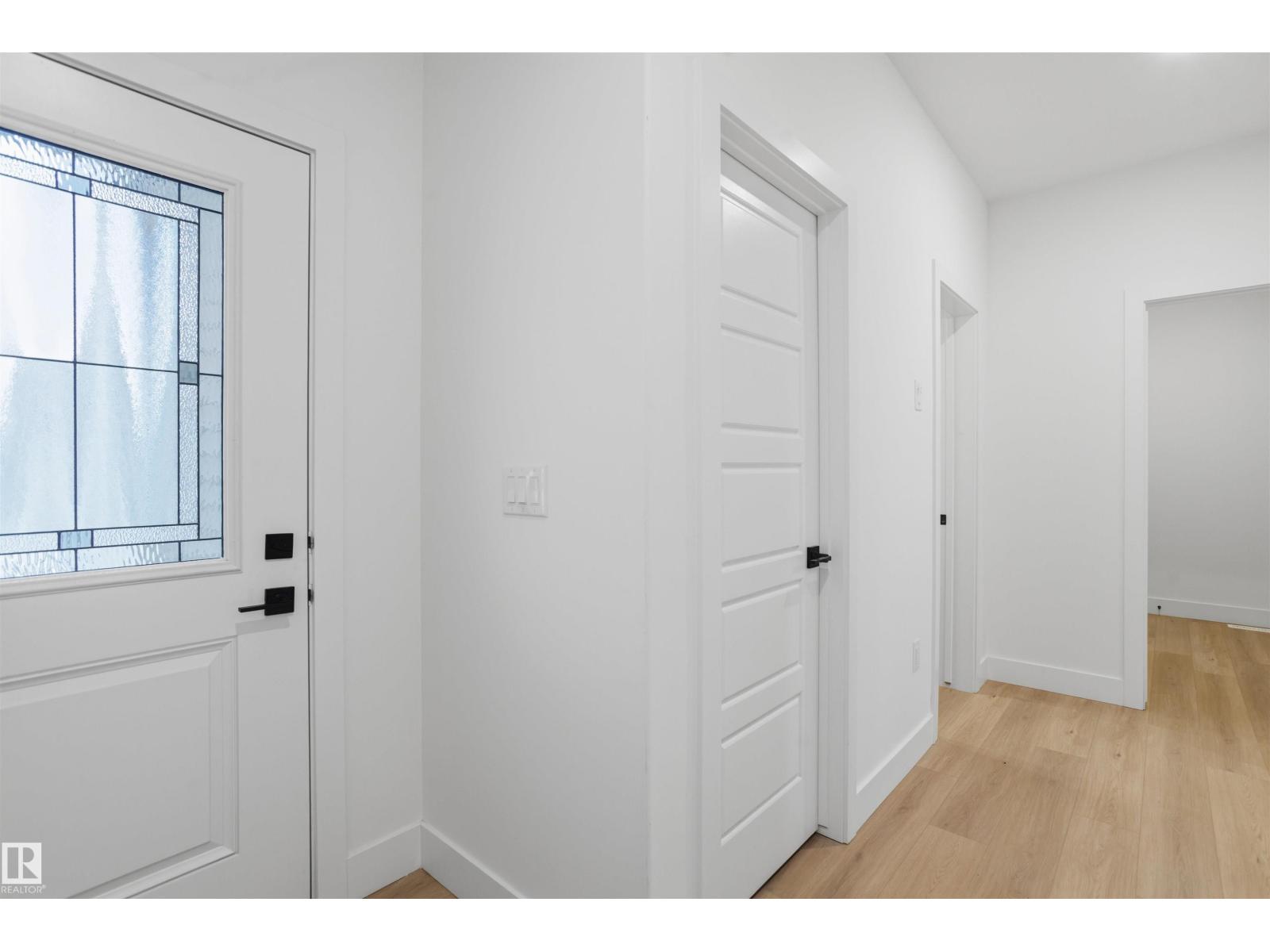 50 MEADOWGROVE LD
