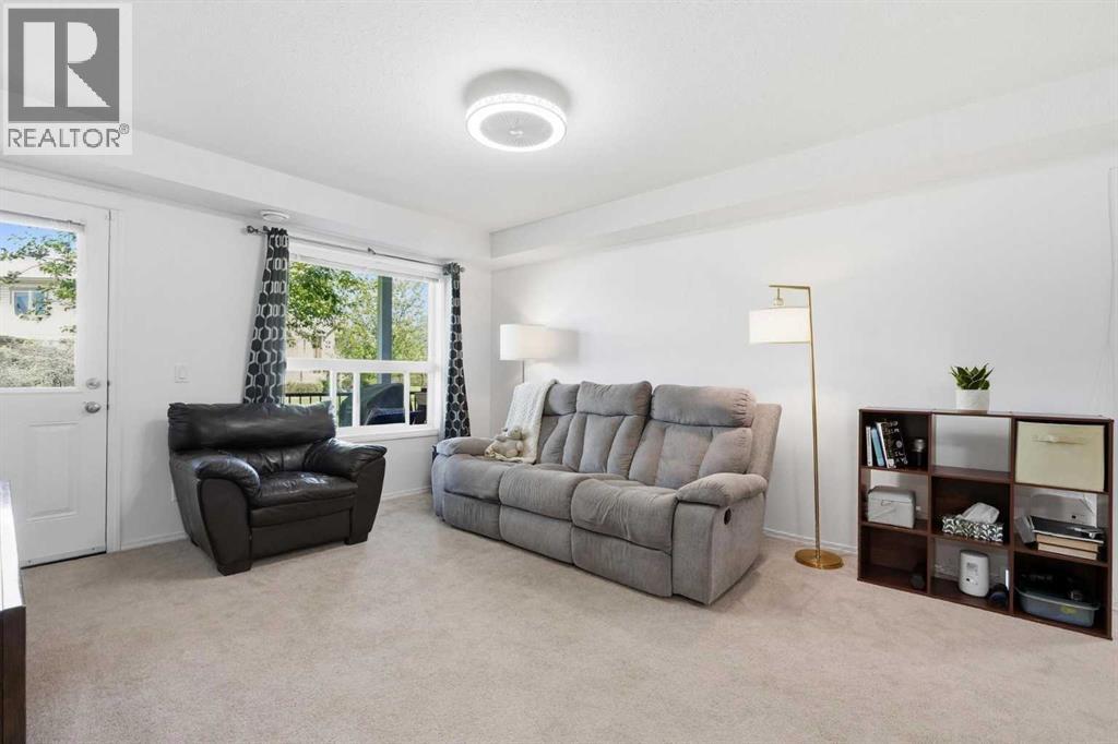 400, 8 Bayside Place