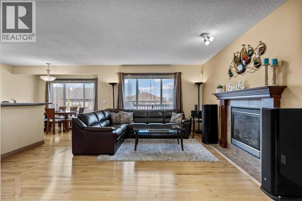 149 Everwoods Close SW