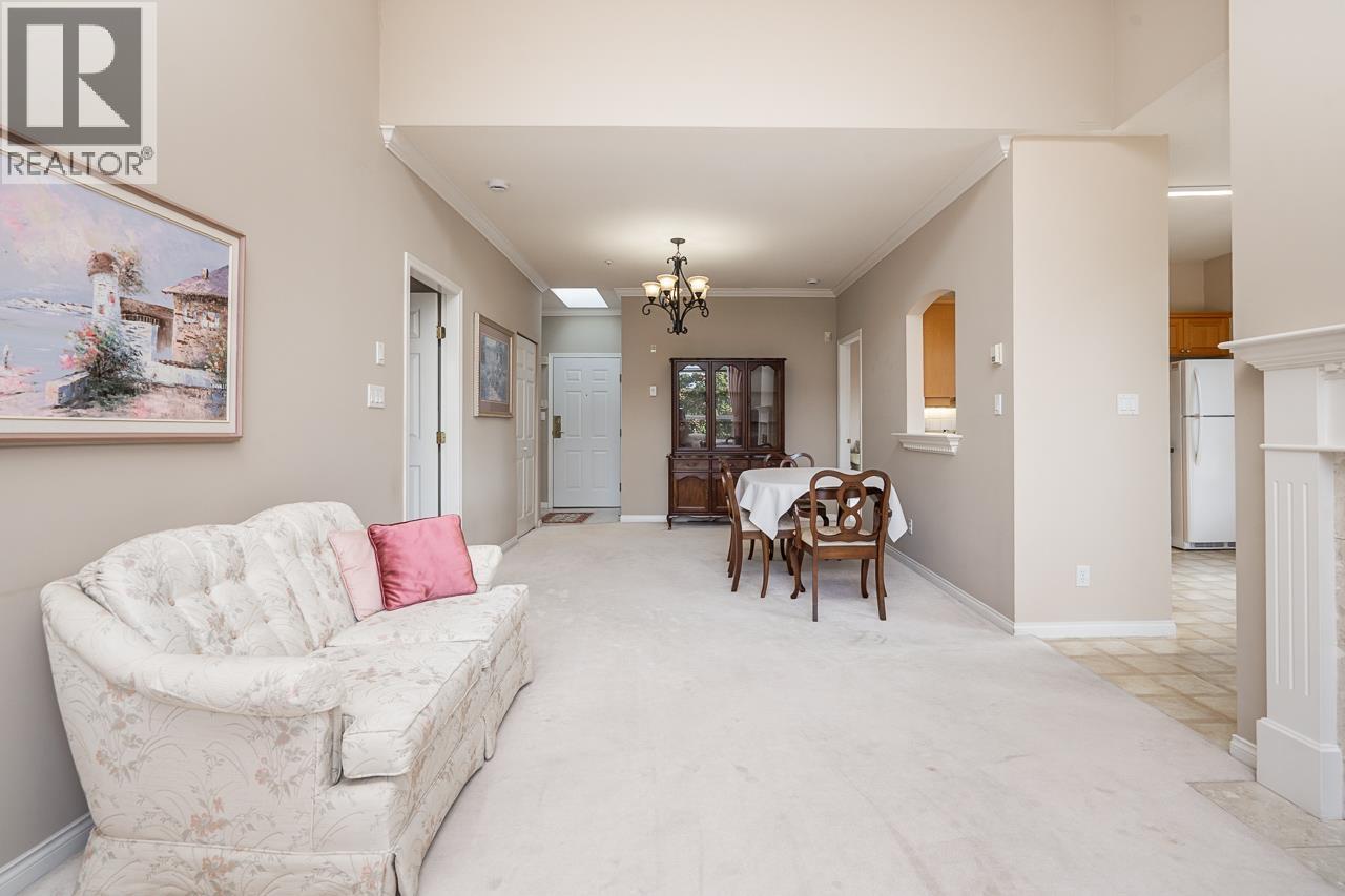 411 3098 GUILDFORD WAY
