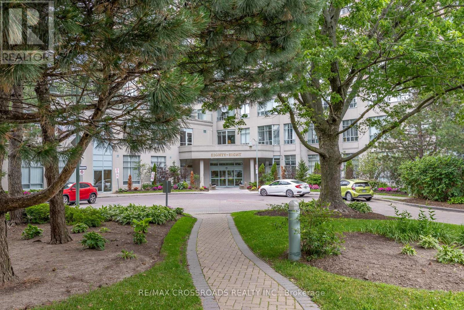 1404 - 88 CORPORATE DRIVE