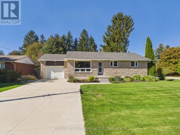 23 KING STREET N Kincardine ON N0G 2T0
