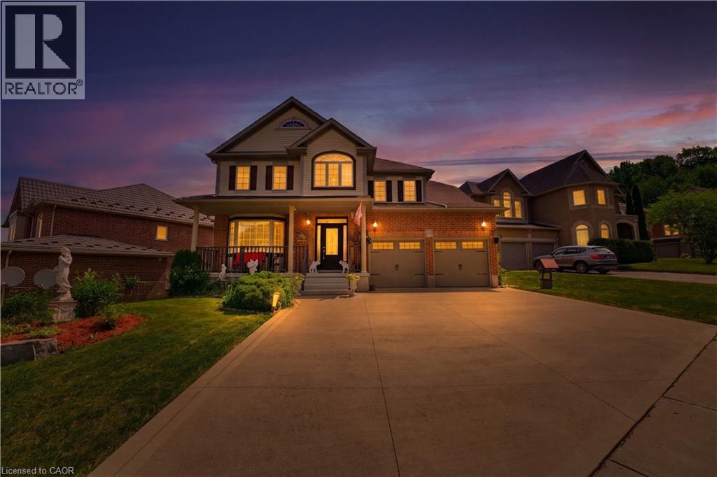 805 MUNICH Circle