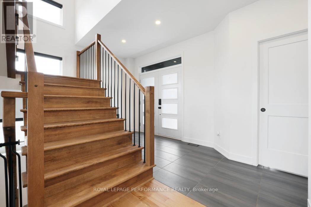 541 BARRAGE STREET