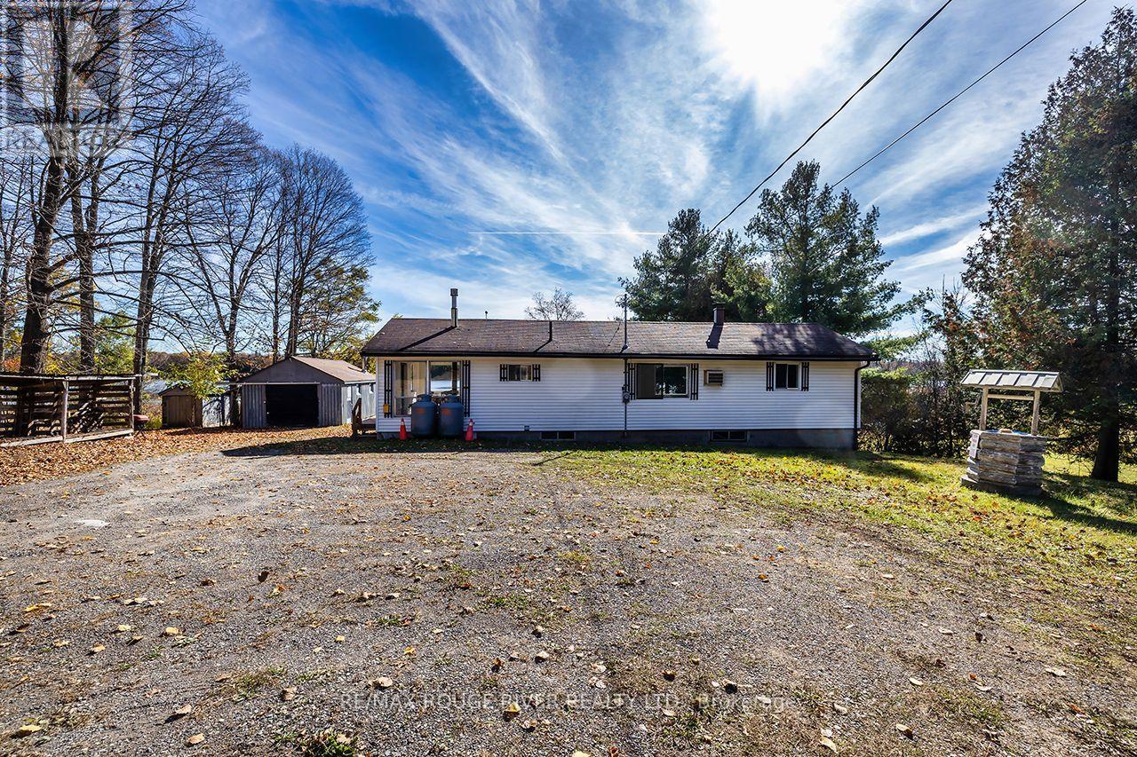 315 SWINBURNE LANE