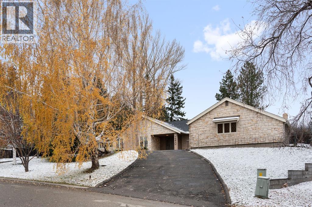 240 Eagle Ridge Drive SW