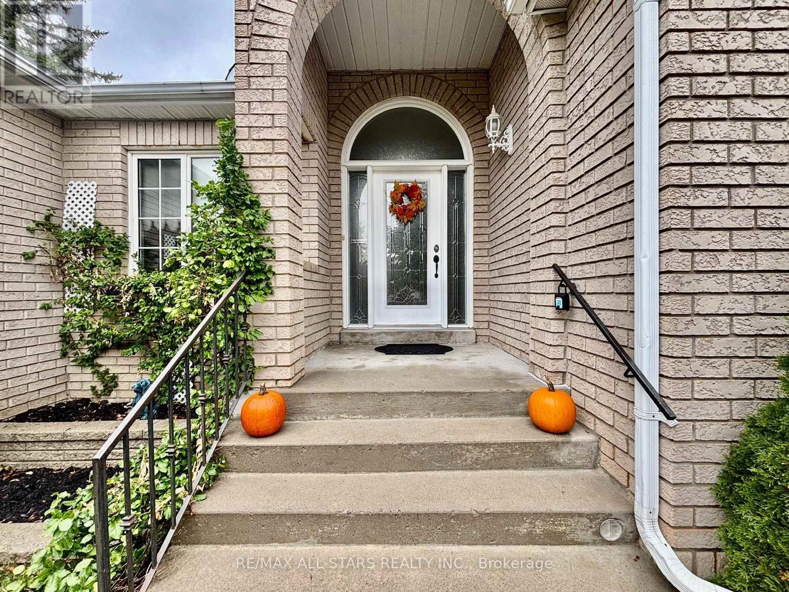87 LORI AVENUE