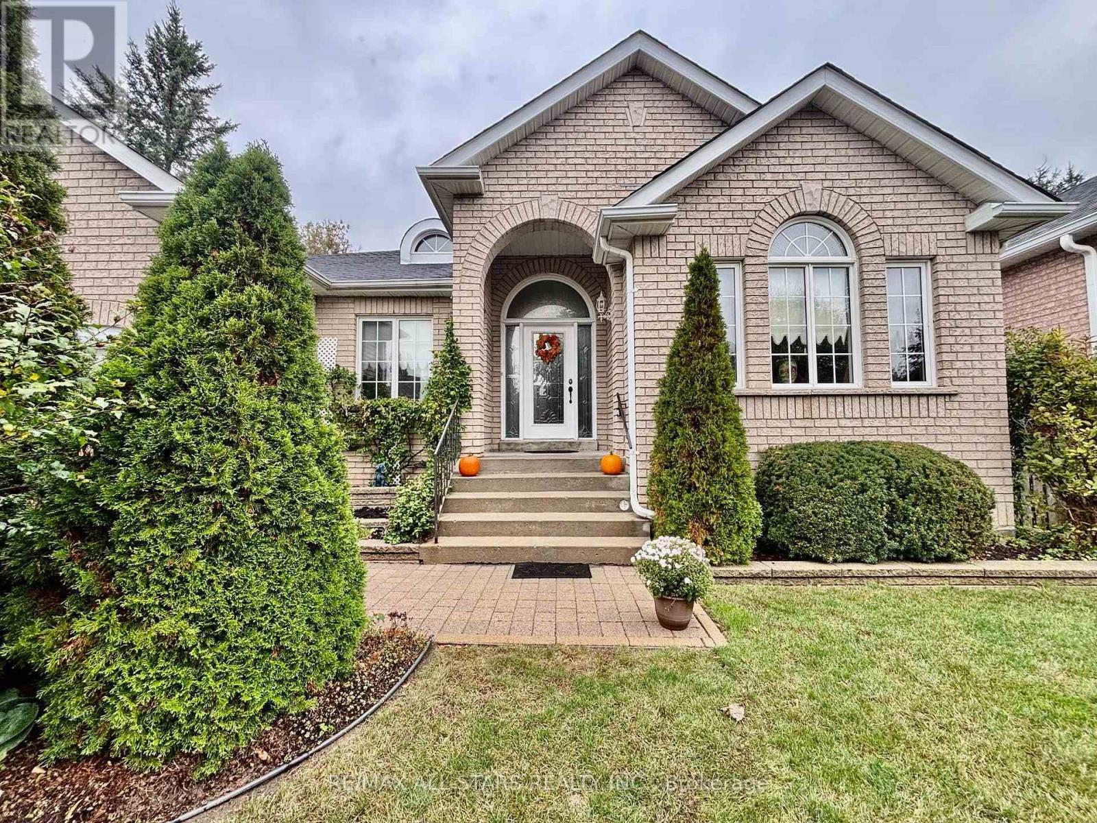 87 LORI AVENUE