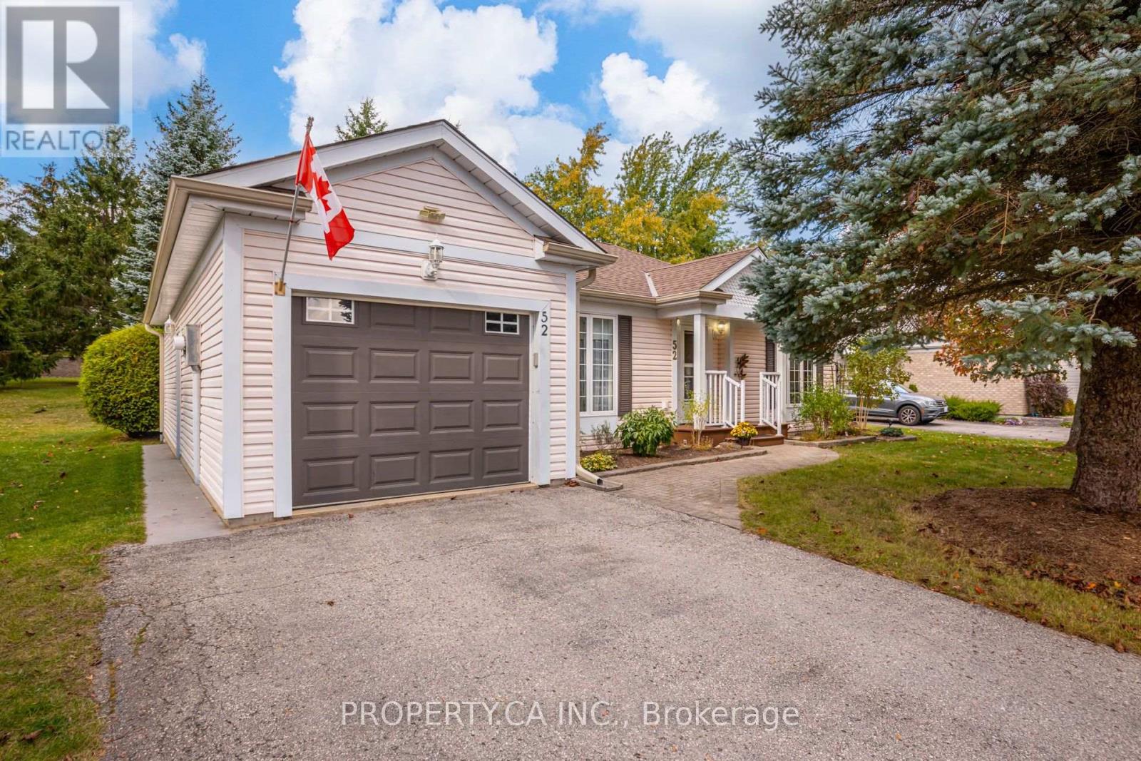 52 PINERIDGE ROAD