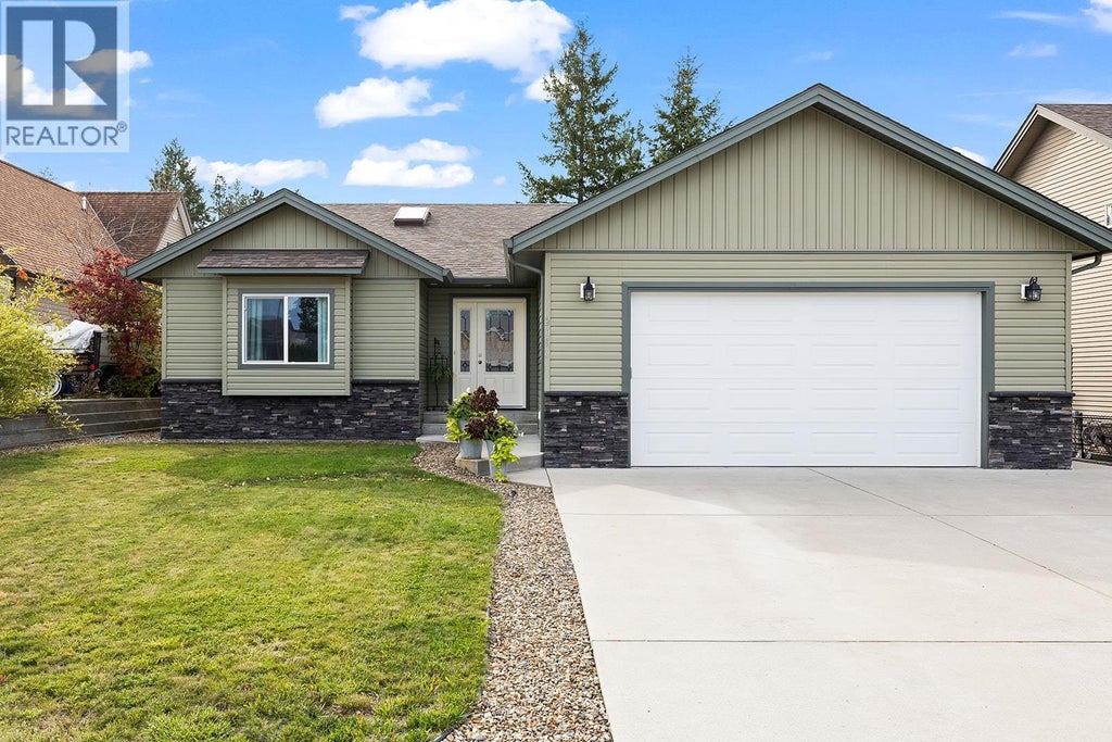 2095 BERNAU COURT, LAKE COUNTRY, BC V4V 2M7 - Image 1848349623.jpeg?d=l