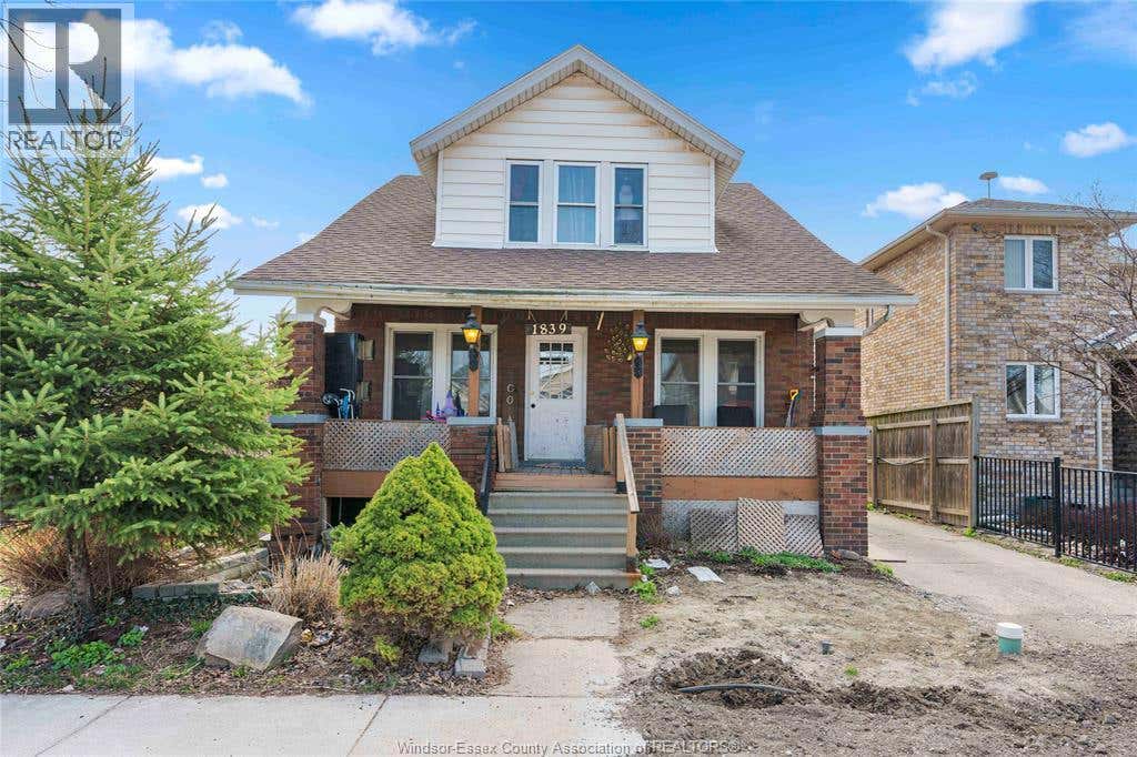 1839 ST . LUKE UNIT# UPPER UNIT