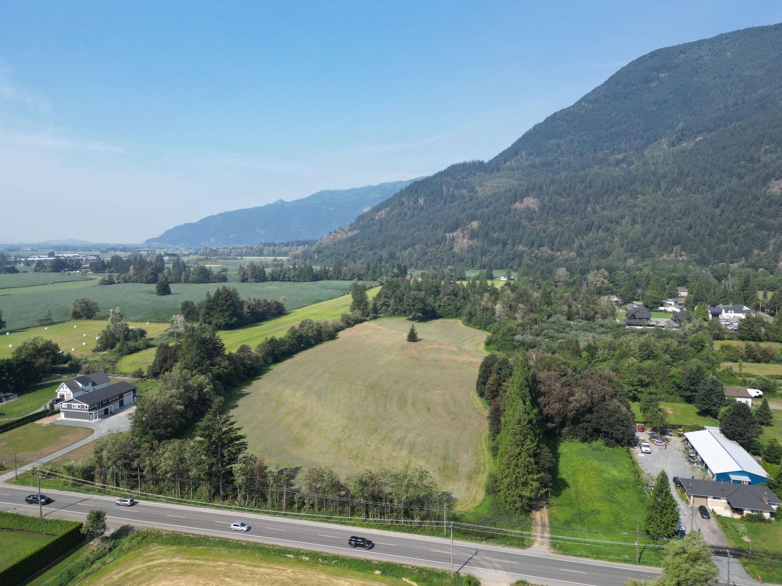 3705 HOT SPRINGS ROAD, Agassiz
