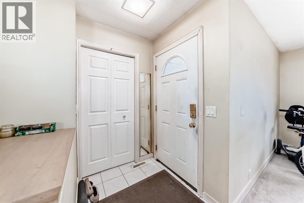 247 Bracewood Road SW