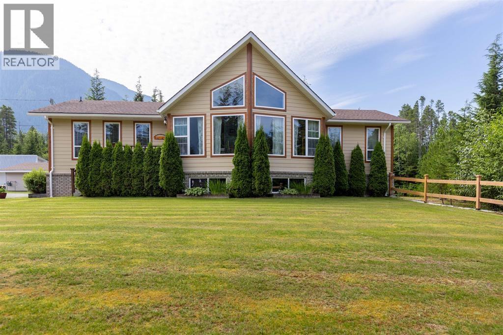 3009 SOLOMON WAY, TERRACE, BC V8G 0G5 - Image 1272889816.jpeg?d=l