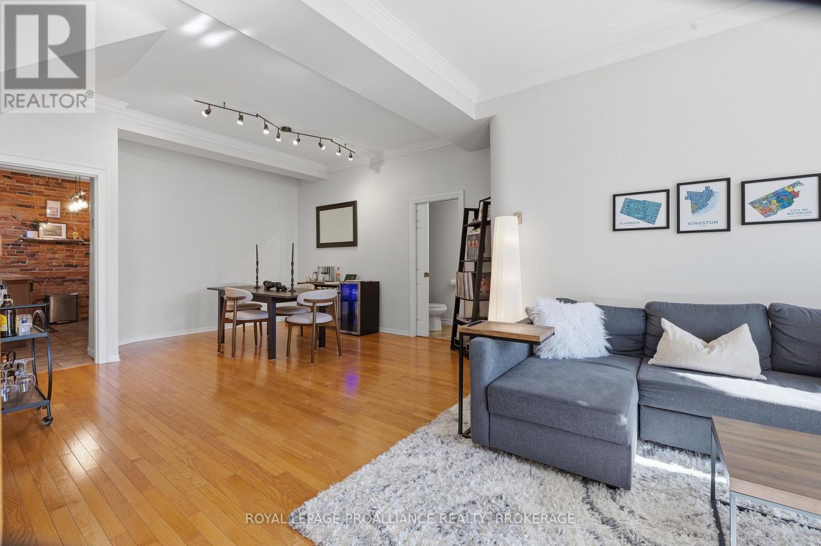 2 - 41 WILLIAM STREET