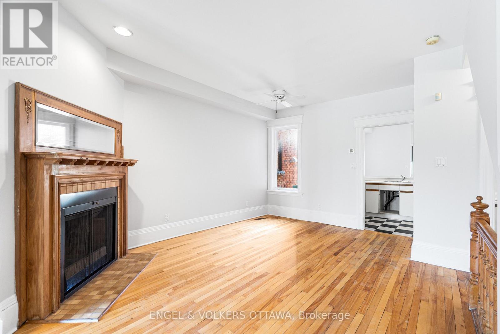 164 THIRD AVENUE