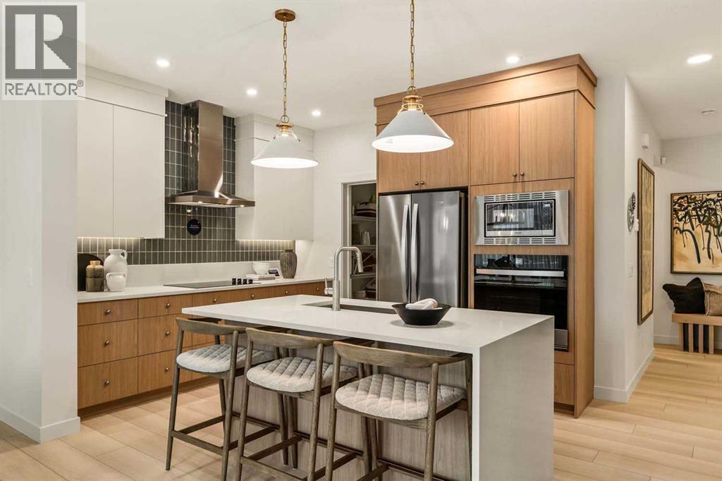 148 Lucas Green NW