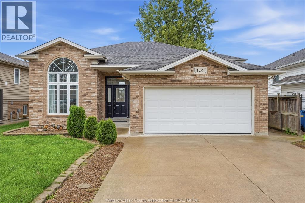 124 HIGGINS CRESCENT, AMHERSTBURG, ON N9V 4C6 - Image 3059390213.jpeg?d=l