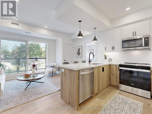 406 - 49 Charles St, Newmarket (Central Newmarket), ON 5