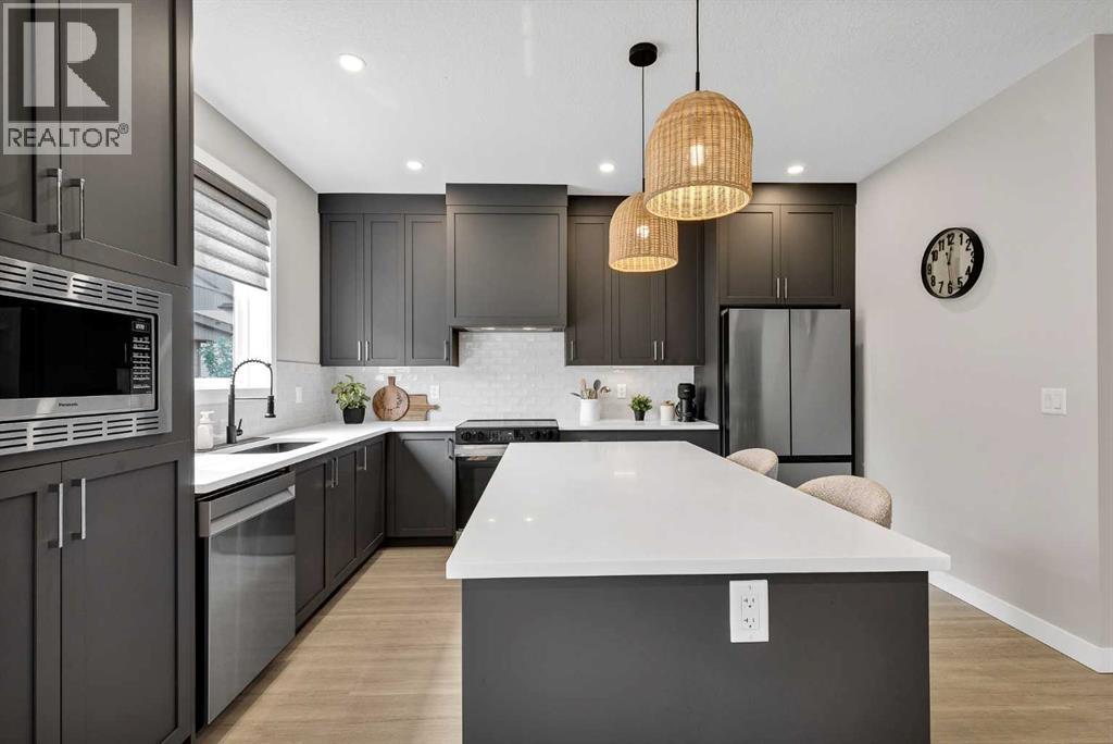 1803, 201 Cooperswood Green SW