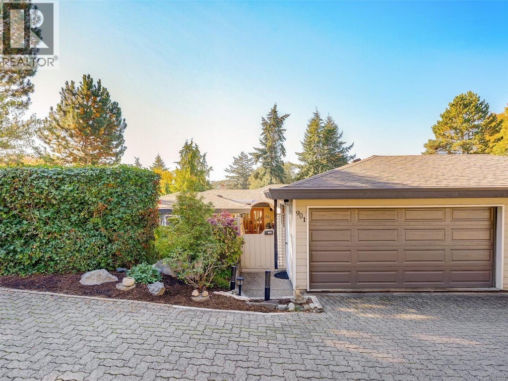 901 2829 ARBUTUS RD, SAANICH, BC V8N 5X5 - Image 3983007221.jpeg?d=l